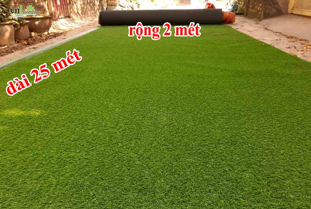 Kích thước thảm cỏ nhân tạo tại Huế là rộng 2 mét, dài 25 mét